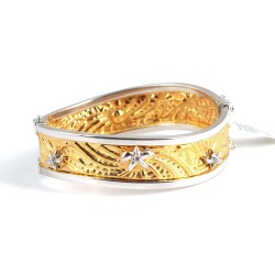 14K Gold Crumpled Design Bangle Bracelet - Nusrettaki