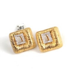 14K Gold Pond Omega Clip Earrings - Nusrettaki (1)