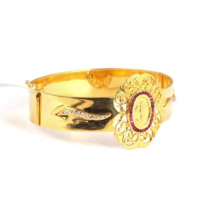 22K Gold Fairy Design Entouraged Ruby Middle Piece Bangle Bracelet - 4