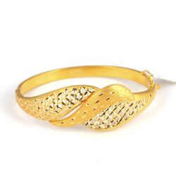 22K Gold Hinged Bangle Bracelet, Lozenge Patterned - 1