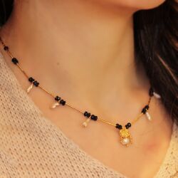 24K Gold Pearl and Sapphire Necklace - Nusrettaki