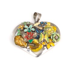 925 Sterling Silver Heart with Enameled Leaf and Flower Pendant - Nusrettaki (1)