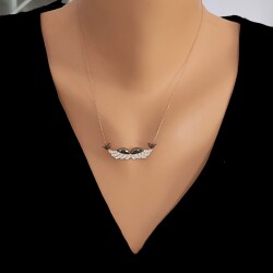 925K Sterling Silver Angel Wing Budgerigar Necklace - Nusrettaki