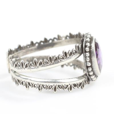 Silver Design Ring With Amethyst - 2