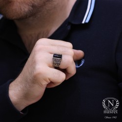 Silver Rectanguler Men Ring with Onyx - 6